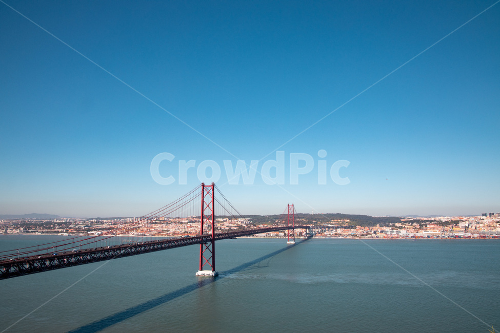 포르투갈,425다리,미국,산업시설,지중해,다리,bridge,건물,building,건축,자연,풍경,경치,대교