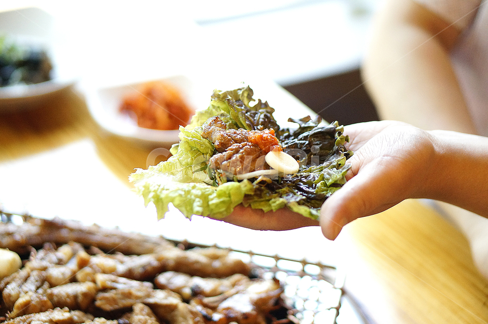 돼지갈비,쌈,상추,숯불갈비,직화구이,바베큐,bbq,음식,식재료,요리,food,cook,meal,dishes,food reserves