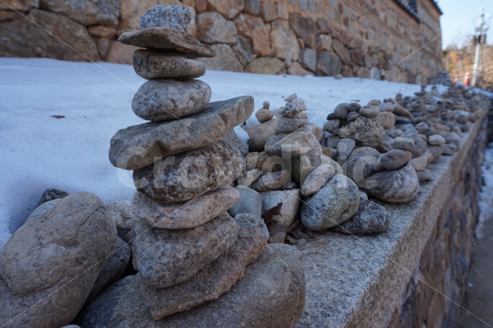 돌탑,꿈,꿈은이루어진다,돌탑길,겨울,낙산사,꿈이이루어지는길,겨울절,겨울,계절,winter,season,종교,신앙,religion,belief,faith