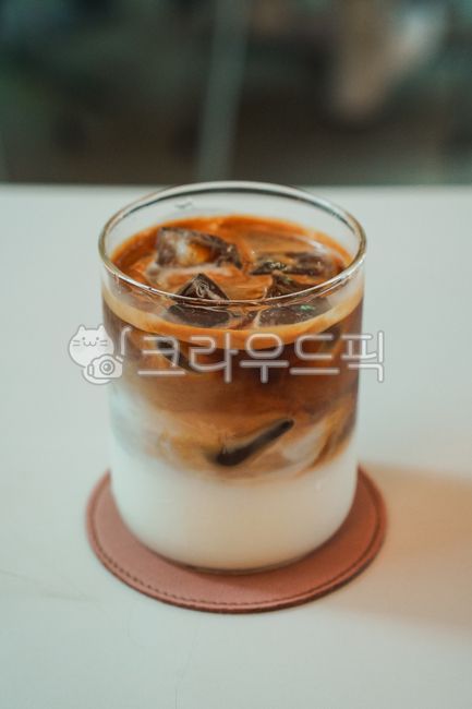 커피,라떼,바닐라라떼,카페라떼,라테,latte,coffee,카페인,icecoffee,icelatte,drink,beverage,음료,마실것,cup,컵,아이스커피,아이스바닐라라떼,아이스라떼