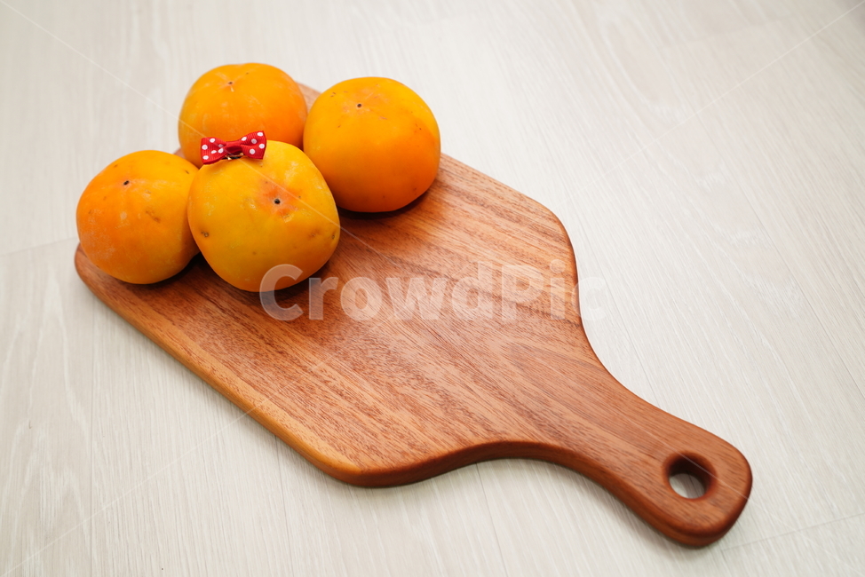 감,과일,열매,식품,푸드,음식,먹거리,도마,나무,wood,plant,식물,과일,열매,fruit
