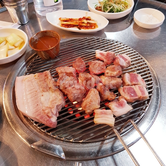 제주,흑돼지,음식,고기,연탄,음식,식재료,요리,food,cook,meal,dishes,food reserves,육류,고기,meat