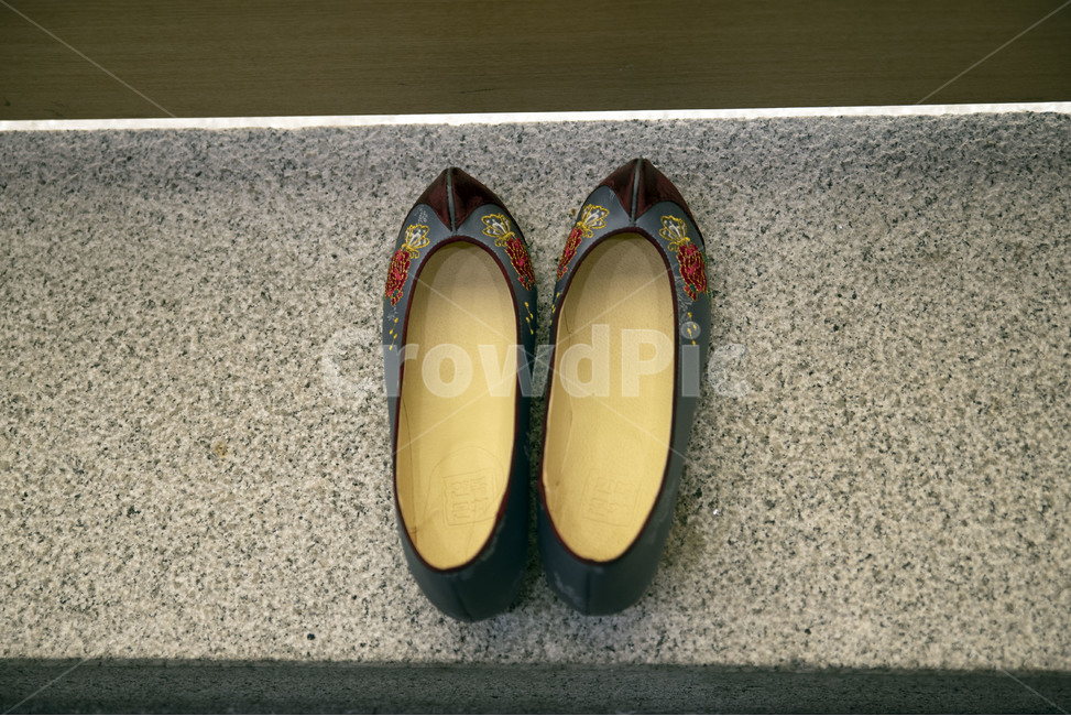 폐백,폐백신발,전통혼례,한복신발,폐백예식,한국전통신발,한국신발,koreanshoes,koeantraditionalshoes,hanbokshoes,한국결혼식,전통신발,전통혼례신발,전통,혼례,한국혼례,한국전통,한국문화,korean traditional,korean culture,사물,물건,오브젝트,thing,object,matter