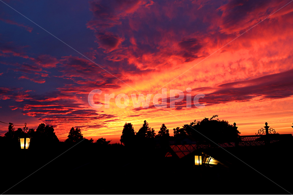 석양,붉은노을,silhouette,실루엣,human,인간,person,사람,nature,자연,outdoors,옥외,sunset,일몰,dawn,새벽,redsky,붉은하늘,sky,하늘,dusk,황혼