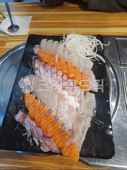 모듬회,연어회,광어회,회,우럭회