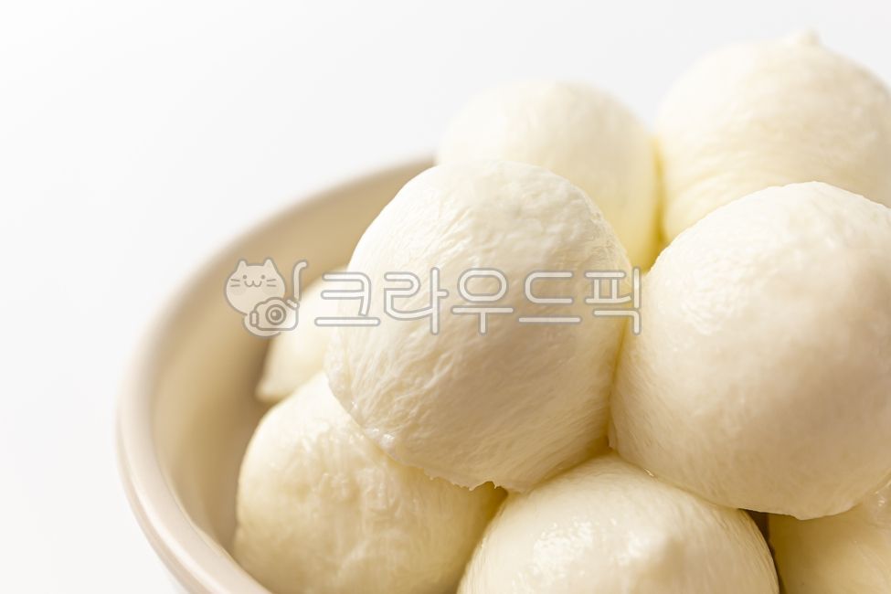 close up,ingredient,milk,Mozzarella,dairy product,food,cheese,meal,round,mozzarella cheese,Fresh cheese,plain,grocery,Food Ingredients,ingredients,Pearl Cheese,mozzarella pearls,soft