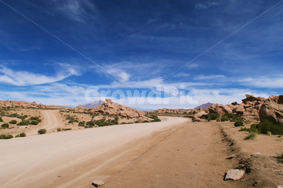 도로,오프로드,흙,흙길,볼리비아,하늘,돌,돌길,거리,풀,산,road,nature,mountain,landscape,dirt,sky,track,scenic,outdoor,wild,countryside,desert,background,empty,hot,land,outdoors,natural,offroad,offroad,roads,view,yellow,자연,풍경,nature,landscape,해외,외국,세계,foreign,oversea,world,세계자연풍경,해외자연풍경,외국자연풍경,world nature landscape,soil,옥외,sand,모래