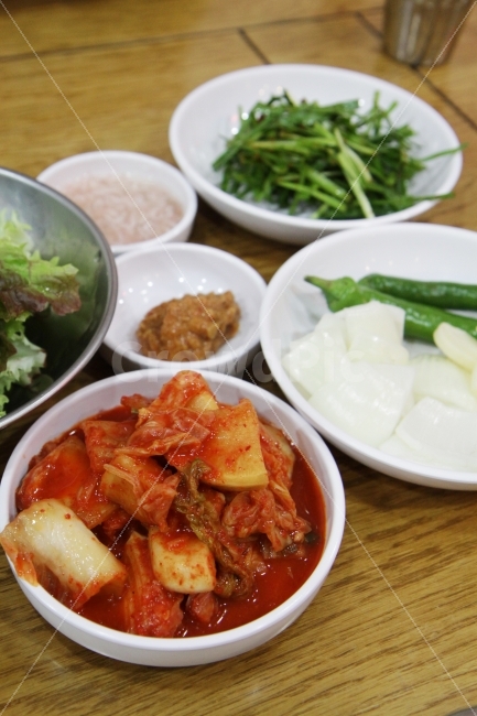 반찬,국밥,한국음식,한식,기본반찬,음식,식재료,요리,food,cook,meal,dishes,food reserves,채소,야채,vegetables,한식,한국음식,한국요리,korean food,korean dishes,korean meal,korean cook