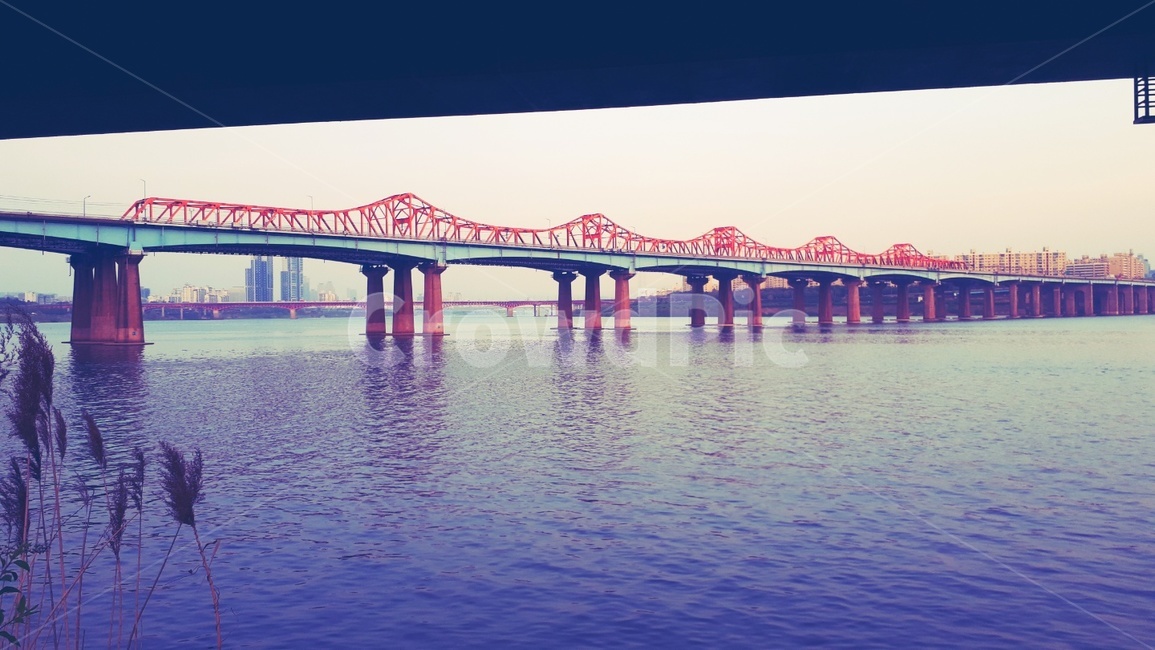 교각,water,waterfront,워터프론트,물,강변,전철,한강