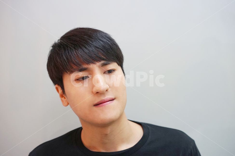 얼굴,남성,남자,표정,감정,얼굴표정,감정표현,face,짜증,실망,못마땅,불쾌,사람,인물,인간,human,person,얼굴표정,facial expression,face,남성,남자,man,male,감정표현,기분,feeling,emotion