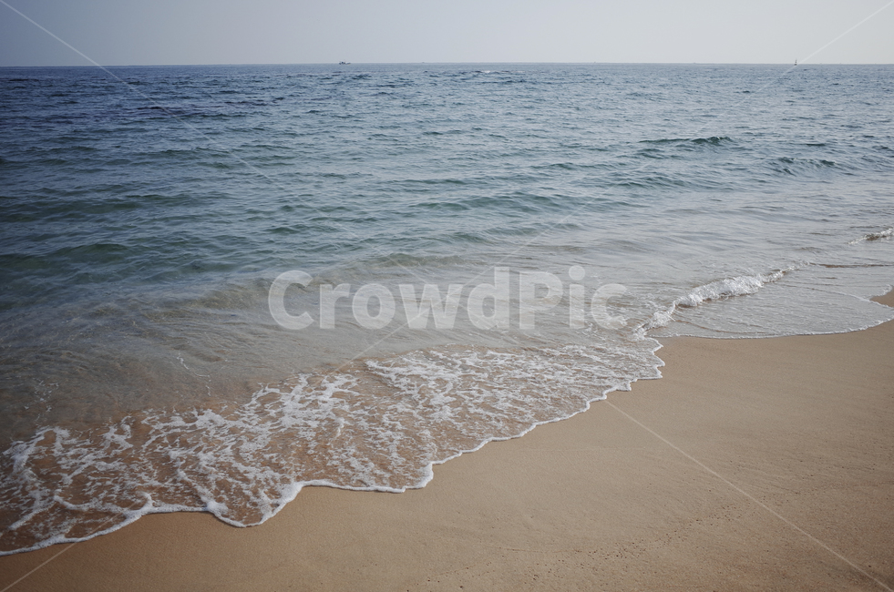 water,물,outdoors,옥외,sea,바다,nature,자연,ocean,대양,물결,wave,해변,beach,모래,sand,shoreline,해안선