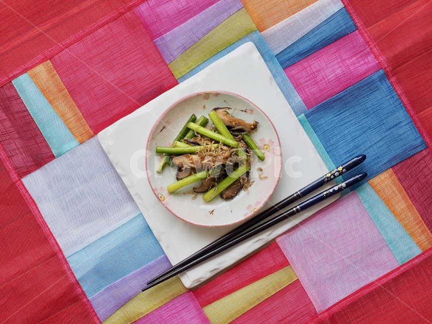 한국음식,배경,반찬,아시아음식,food,koreanfood,background,sidedish,asianfood,meal,멸치,마쫑멸치볶음,마늘쫑,음식,요리,식사,음식,식재료,요리,food,cook,meal,dishes,food reserves,한식,한국음식,한국요리,korean food,korean dishes,korean meal,korean cook