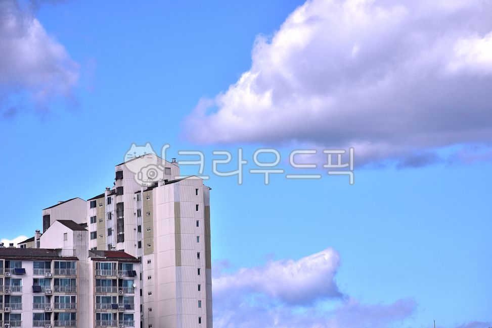 blue sky,town,apt,city,House,house,building,cloud,blue,outdoors,highrise apartment,apartmentbuilding,residence,apartment