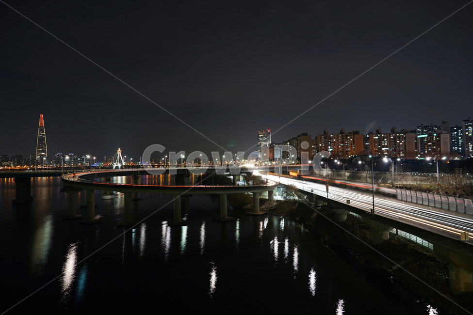 야경,물그림자,도로,밤,빌딩,도심,night,shadow,road,light,lightline,풍경,도시,건물,건축,한강,city,building,sunset,nightlight,야경,밤,풍경,nightscape,night,landscape,도시,city,한국도시풍경,한국도시경관,korea cityscape,교통,교통수단,traffic,transportation