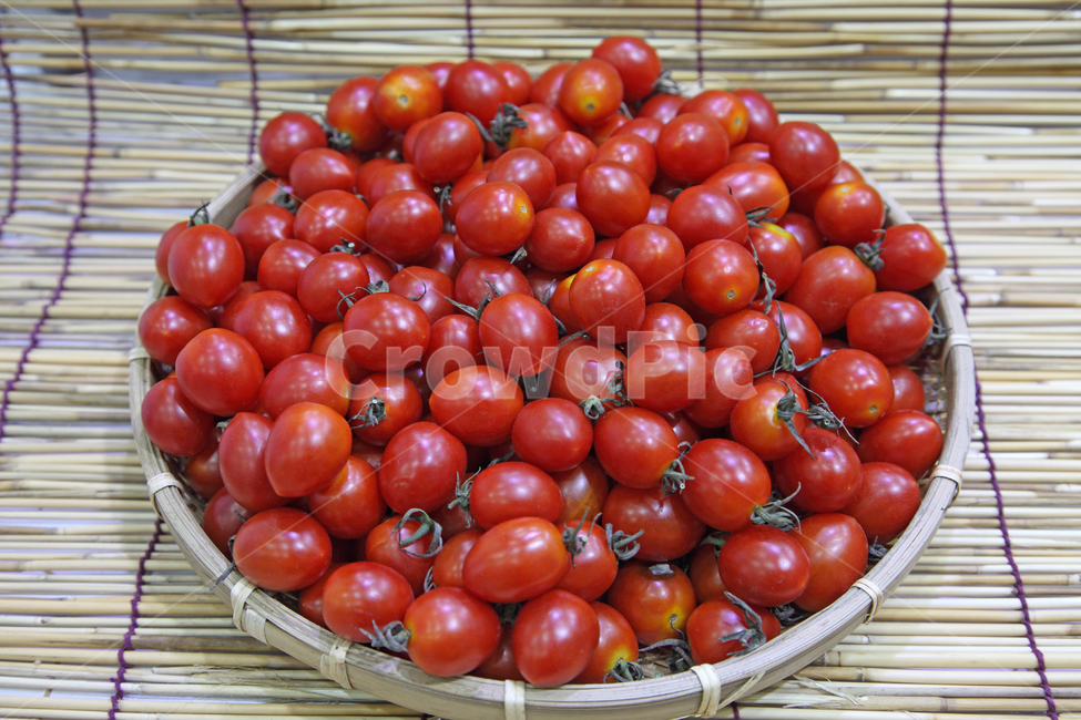 방울토마토,토마토,방울,과일,신선한,빨강,빨간,빨간색,빨강색,붉은,레드,농산물,농작물,오브젝트,식재료,음식,음식재료,재료,식품,패턴,건강,건강식,웰빙,소쿠리,음식,식재료,요리,food,cook,meal,dishes,food reserves,과일,열매,fruit