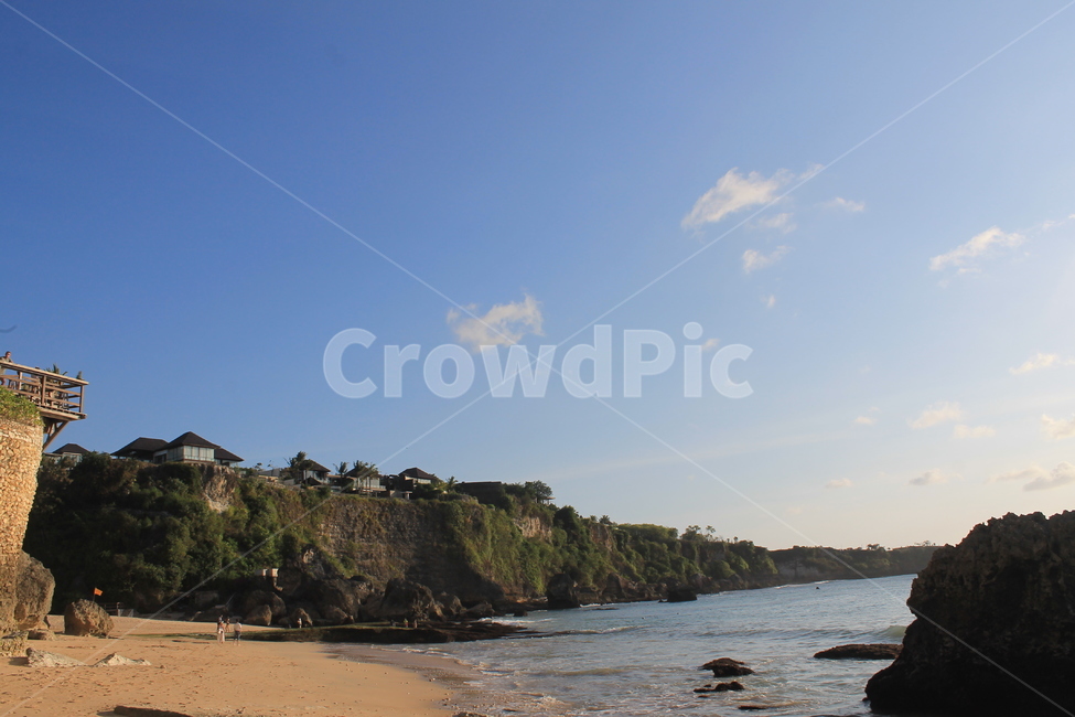 인도네시아,발리,쿠부,해변,비치,바다,indonesia,bali,beach,하늘,푸른하늘,파란하늘,blue,bluesky,절벽해안,promontory,곶,nature,자연,cliff,절벽,낭떠러지,해변,바다,beach,sea,세계자연풍경,해외자연풍경,외국자연풍경,world nature landscape