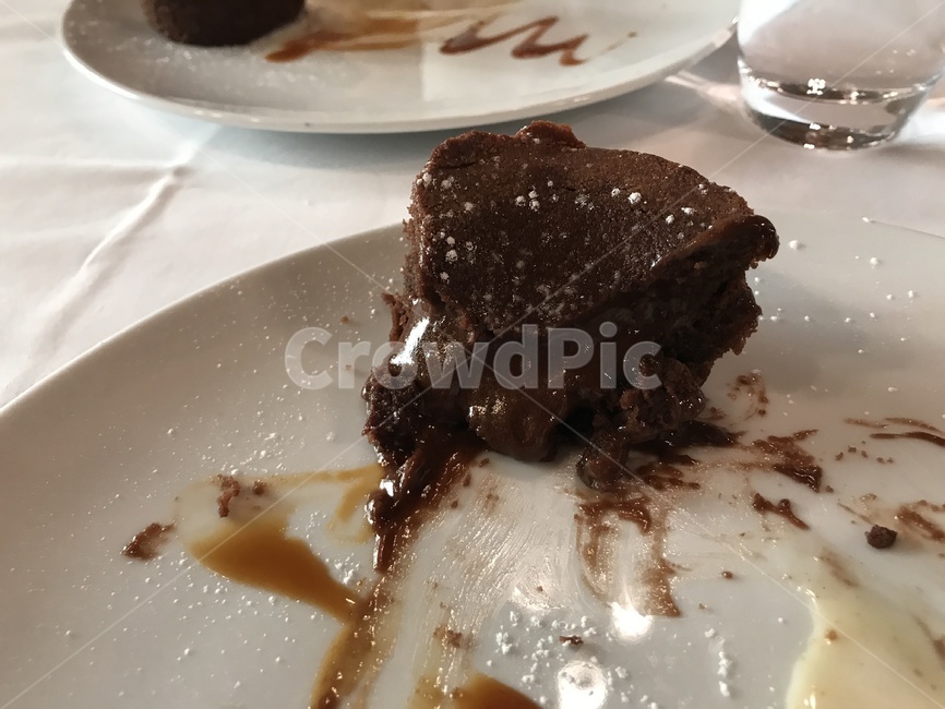 디저트,초콜렛,초코케이크,레스토랑,접시,음식,식재료,요리,food,cook,meal,dishes,food reserves,디저트,간식,후식,dessert,snack