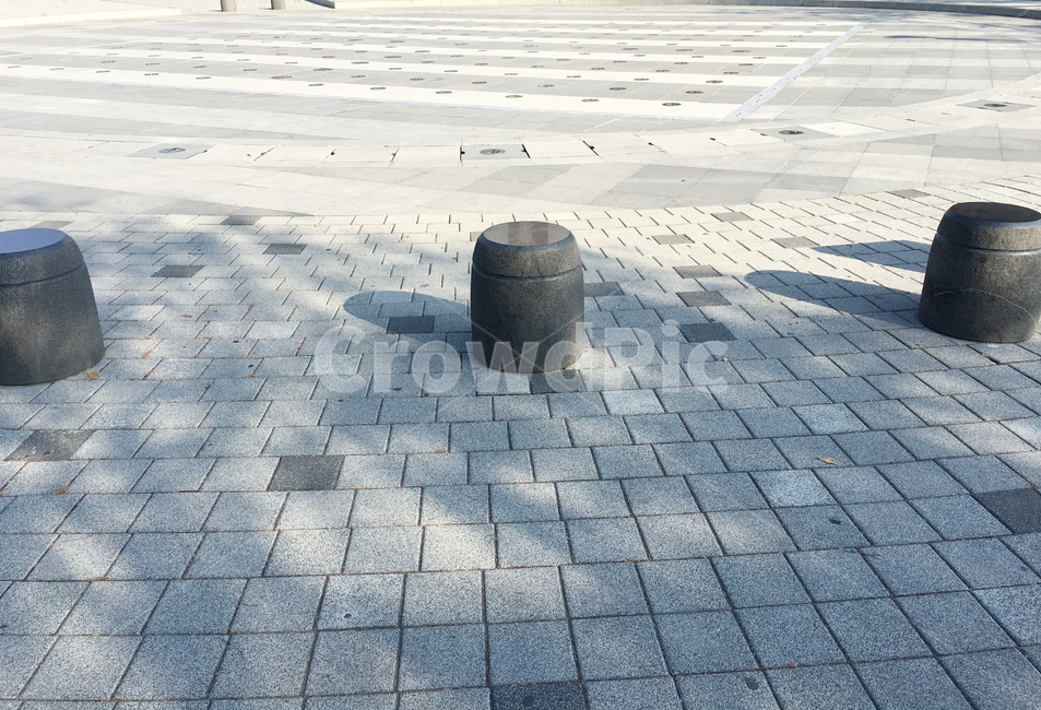 거리,street,보도블럭,sidewalkblock,보도,walkway,sidewalk,풍경,scenery,입구,entrance,생활,life,공원,park,바닥,땅,ground,floor,flooring,통로,path,판석,flagstone,길,road,도시,town,조형물,sculpture,돌,stone,포장,pavement