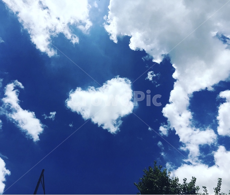 하트구름,푸른하늘,뭉게구름,heartcloud,bluesky