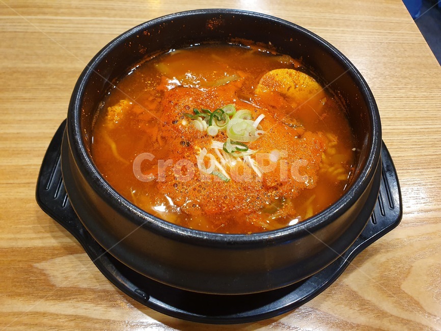 food,음식,요리,meal,식사,알탕,찌개,한국음식,뚝배기,dish,bowl,매운음식,음식,식재료,요리,food,cook,meal,dishes,food reserves
