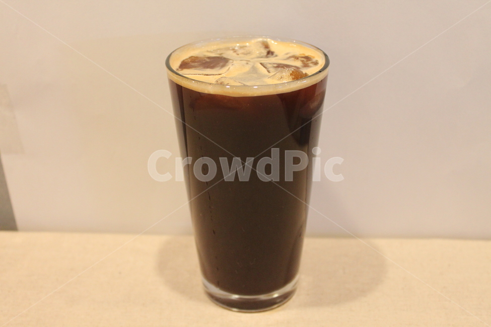 커피,아메리카노,아이스아메리카노,컵,얼음,얼음컵,americano,ice,iceamericano,coffee,cup
