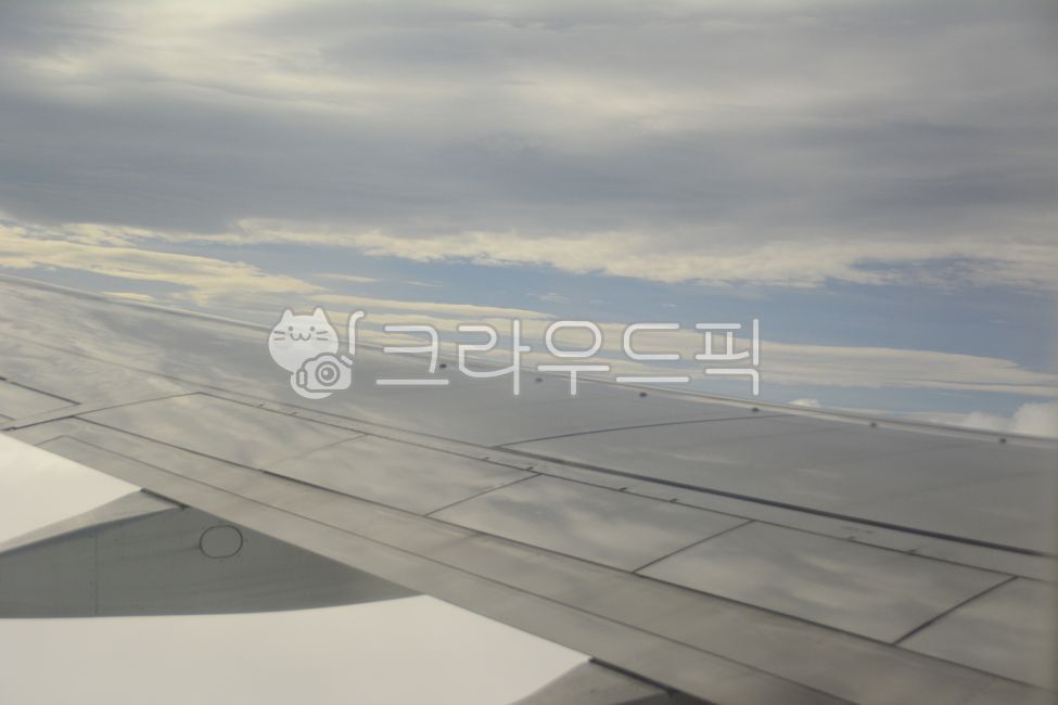 airplane,비행기,항공기,구름,하늘