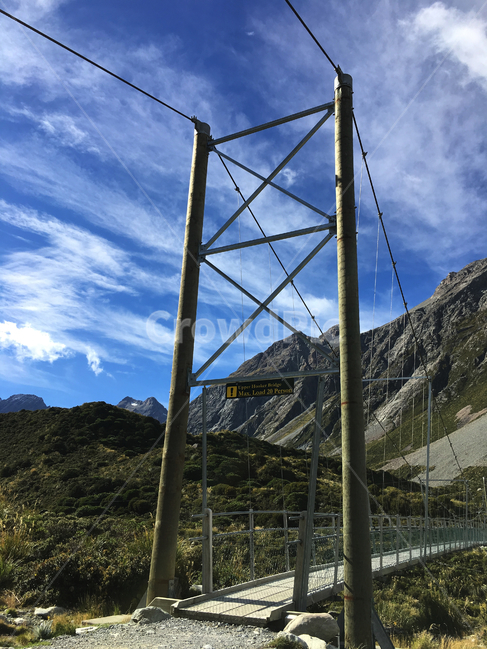 다리,뉴질랜드,마운트쿡,트래킹,산,풍경,자연,aorakimountcook,hookervalleynationalpark,mtcook,mtcooknationalpark,tracking,upperhookerbridge,newzlealand,하늘,자연,풍경,nature,landscape,해외,외국,세계,foreign,oversea,world,세계자연풍경,해외자연풍경,외국자연풍경,world nature landscape,건축물,건물외관,exterior,building,structure,architecture,construction,utility pole,전신주,cable,케이블,power lines,전력선,electric transmission tower,송전탑