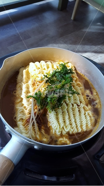 라면,냉이라면,냉이,면요리,음식,음식,식재료,요리,food,cook,meal,dishes,food reserves,면류,면요리,noodles,한식,한국음식,한국요리,korean food,korean dishes,korean meal,korean cook