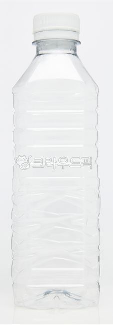 waste of resources,empty bottle,recycling,garbage,bottle,resource conservation,environmental protection,disposable,polyethylene,disposable product,plastic,water bottle,waterbottle,separate collection,environmental pollution,PET bottle,plastic bottle,pet