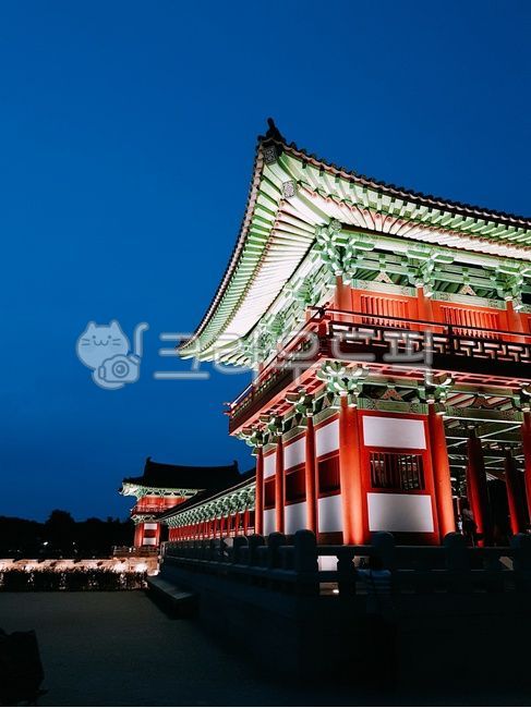 Woljeong Bridge,Woljeong Bridge lighting,Gyeongju Woljeong Bridge,Woljeong Bridge night view,Gyeongju