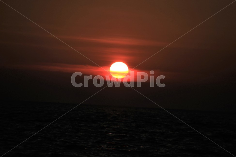 light,sun,sunset,sea,하늘,일몰,황혼,붉은하늘,redsky,새벽,nature,자연,sky,dawn,자연,풍경,nature,landscape