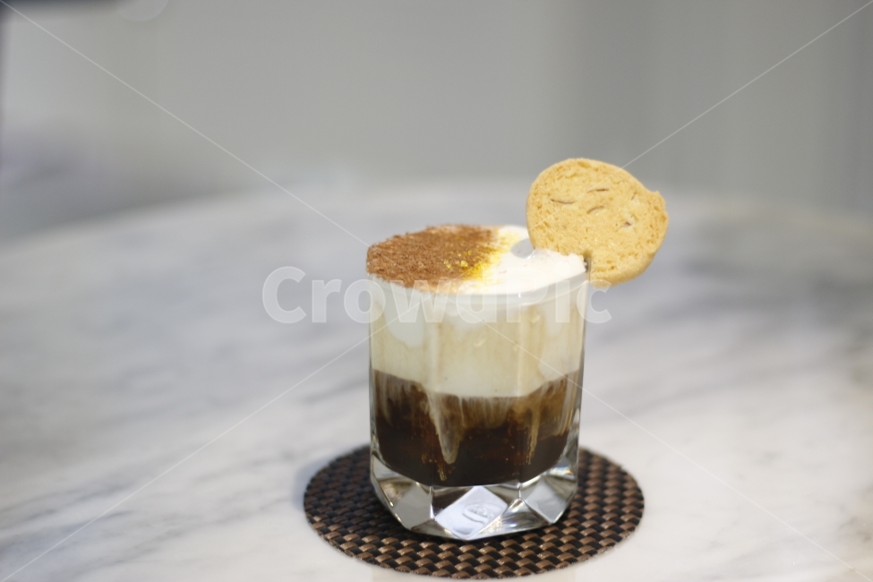커피,카페,바리스타,창업,자영업,에스프레소,커피머신,아메리카노,음료,디저트,coffee,cafe,barista,americano,espresso,beverage,dessert,시그니쳐메뉴,시즌메뉴,예쁜메뉴,맛집,특화메뉴,커피,카페,coffee,cafe