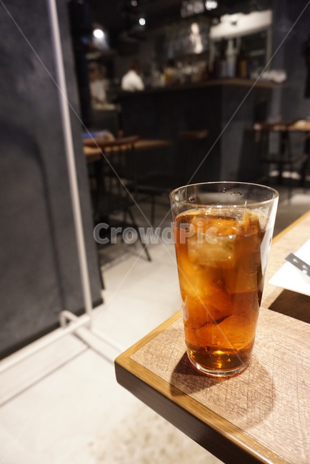 우롱하이,하이볼,술,유리잔,얼음,얼음잔,드링크,시원한,차가운,한잔,커피,카페,coffee,cafe