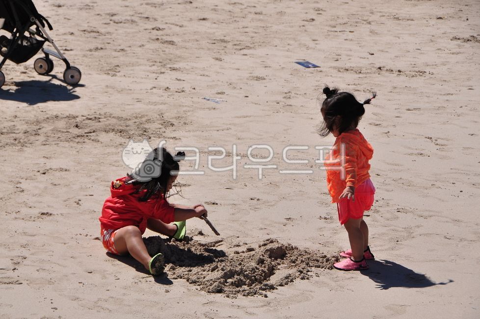 sand,ocean,sandy beach,sand play,play house