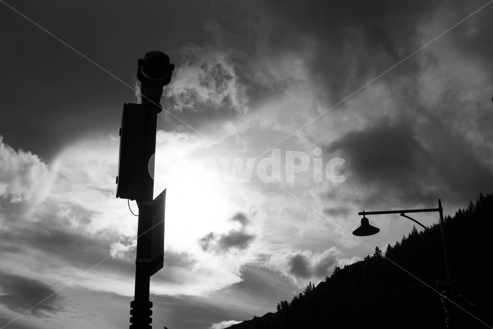 흑백,흑백사진,blackandwhite,monochrome,trafficlight,느낌,분위기,뉴질랜드,퀸즈타운,queenstown,newzealand,자연,풍경,nature,landscape,흑백,모노톤,monochrome,black and white,weather,날씨,silhouette,실루엣