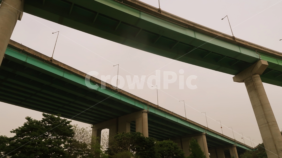 고가도로,도로,밑,아래,초록,그린,콘크리트,다리,하이패스,길,구조,traffic,highway,overpass,architecture,structure,road,concrete,construction,design,street,way,highwayoverpass,건축물,건축