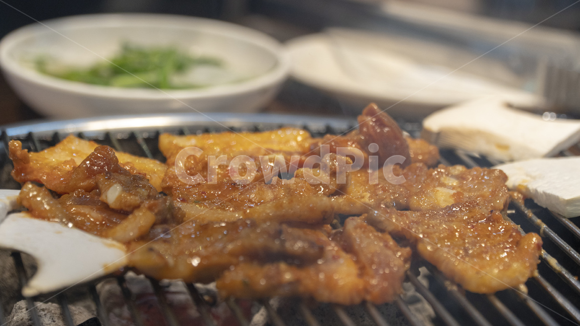 불고기,고추장삼겹살,돼지삼겹살,고추장,저녁,외식,숯불구이,food,음식,meal,식사,dish,철판,숯불,고기구이,구이판,철판구이,불판,고깃집,돼지고기,삼겹구이,요리,불,음식,식재료,요리,food,cook,meal,dishes,food reserves,육류,고기,meat