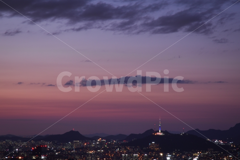 	야경,서울,서울야경,풍경,불빛,야경사진,NIGHTVIEW,LANDSCAPE,TWILIGHT,황혼,매직아워,저녁,밤,남산,남산타워,서울N타워,N타워,랜드마크,도시,풍경,city,landscape,야경,밤,nightscape,night,nature,자연,outdoors,옥외,town,시티,urban,어반,building,건물,metropolis,중심지