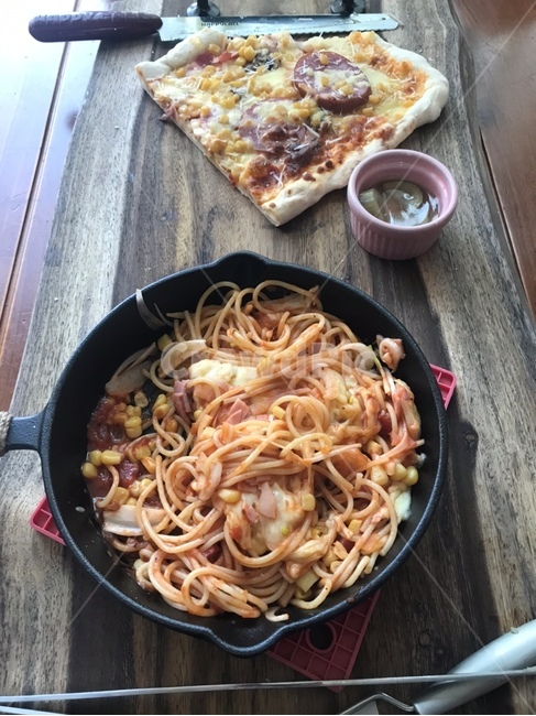 pizza,피자,food,음식,스파게티