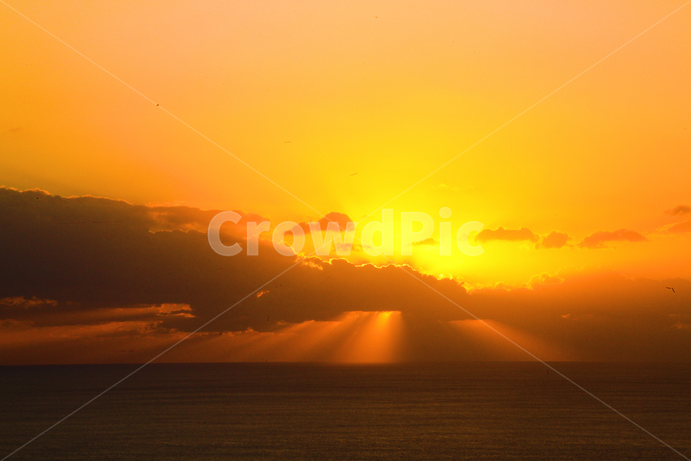 일출,바다,구름,햇살,붉은해,자연,풍경,nature,landscape,sunlight,햇빛,outdoors,옥외