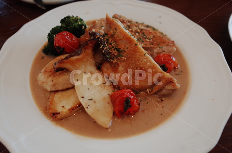 파스타,간식,요리,음식,한접시,스테이크,버섯,토마토