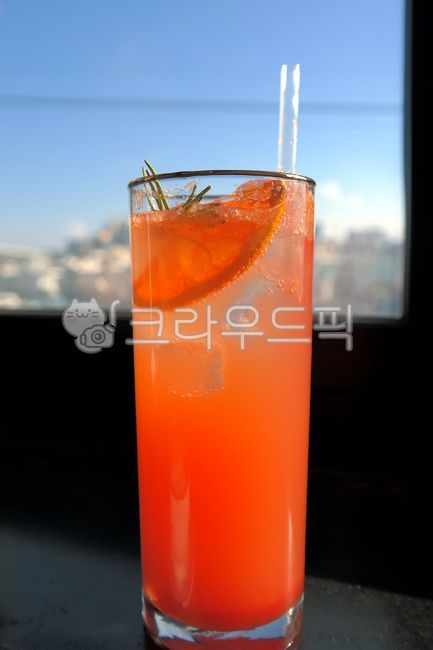 fruit,glasscup,ice,cocktail,grapefruit,beverage,Grapefruit Juice,grapefruitjuice,ade,grapefruitade,cool,straw,drink,cafe,Grapefruit Ade,glass cup,cup