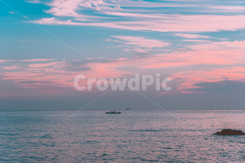 구름,하늘,일출,바다,풍경,landscape,sunrise,sea,색감,자연,풍경,nature,landscape,색깔,색상,색채,색감,color sense,color sensitivity,feeling of color,outdoors,옥외,sky
