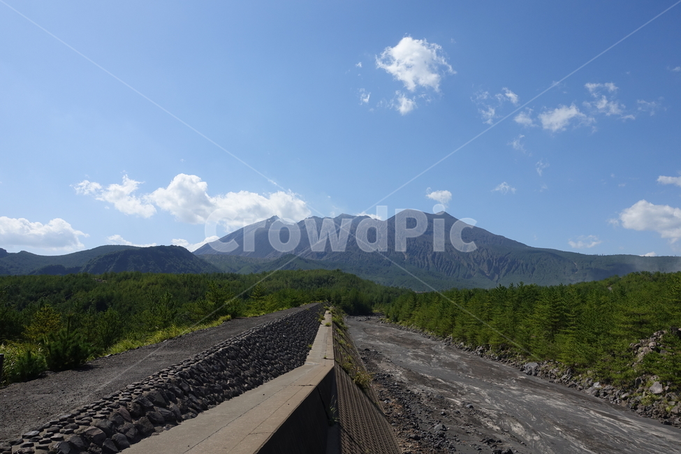 가고시마,사쿠라지마,화산,활화산,화산섬,일본,자연,풍경,nature,landscape,해외,외국,세계,foreign,oversea,world,세계자연풍경,해외자연풍경,외국자연풍경,world nature landscape,road,도로,gravel,자갈,dirt road,흙길,asphalt,아스팔트