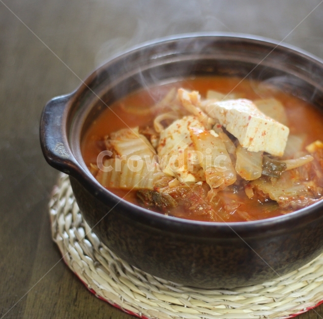 김치찌개,점심,저녁,food,koreafood,한국음식,음식,식재료,요리,food,cook,meal,dishes,food reserves,한식,한국음식,한국요리,korean food,korean dishes,korean meal,korean cook