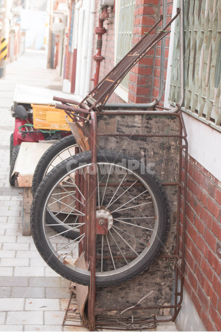 동네,추억,골목,빈티지,향수,골목길,alley,빈티지사진,빈티지느낌,빈티지감성,vintage,machine,기계,wheel,바퀴,spoke,살