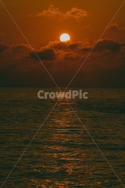 water,물,nature,자연,윤슬,바다,sea,일몰,노을,sunset,햇빛,sunlight,outdoors,옥외,flare,플레어,light,빛,자연,풍경,nature,landscape