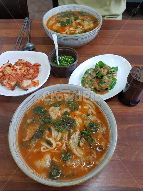 한국음식,어탕칼국수,향토음식,김치,단무지,고추,음식,음식,식재료,요리,food,cook,meal,dishes,food reserves,면류,면요리,noodles,한식,한국음식,한국요리,korean food,korean dishes,korean meal,korean cook
