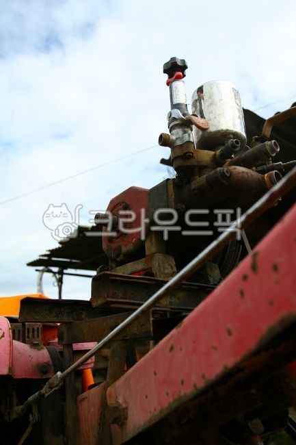 녹슨기계,기계,오래된기계,경운기,engine,motor,machine