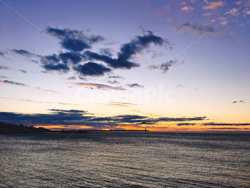 몬테네그로,바르,bar,붉은하늘,dawn,새벽,일몰,sunset,붉은하늘,황혼,자연,풍경,nature,landscape,outdoors,옥외,sky,하늘,dusk,red sky,붉은 하늘